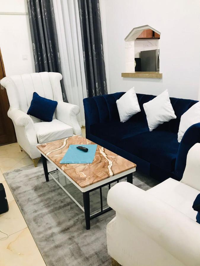 Lux Suites Bamburi Furnished Apartments Екстериор снимка