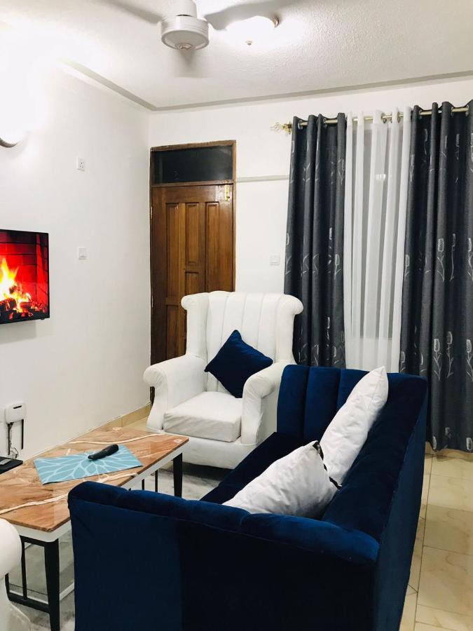 Lux Suites Bamburi Furnished Apartments Екстериор снимка