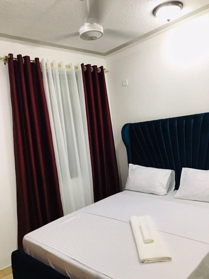 Lux Suites Bamburi Furnished Apartments Екстериор снимка