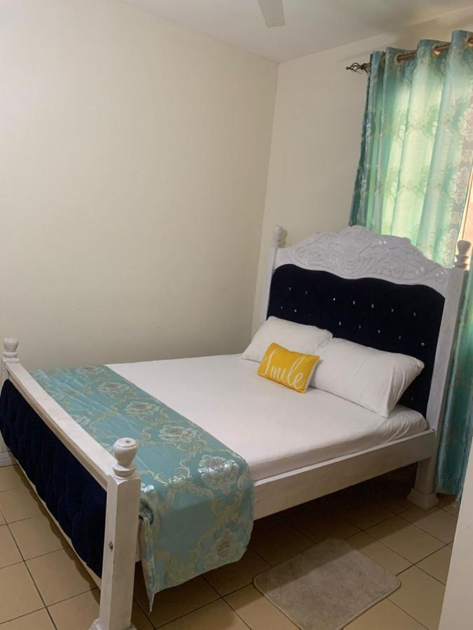 Lux Suites Bamburi Furnished Apartments Екстериор снимка
