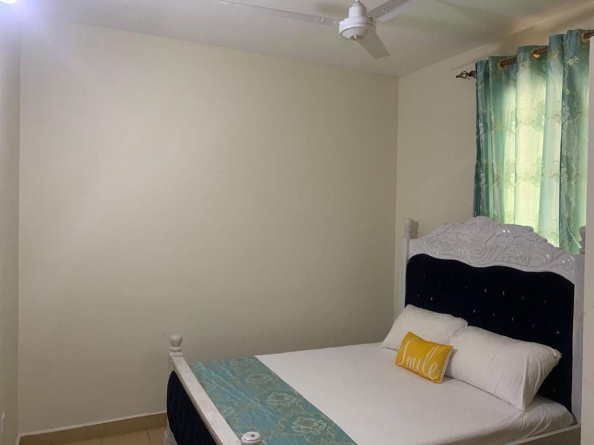 Lux Suites Bamburi Furnished Apartments Екстериор снимка