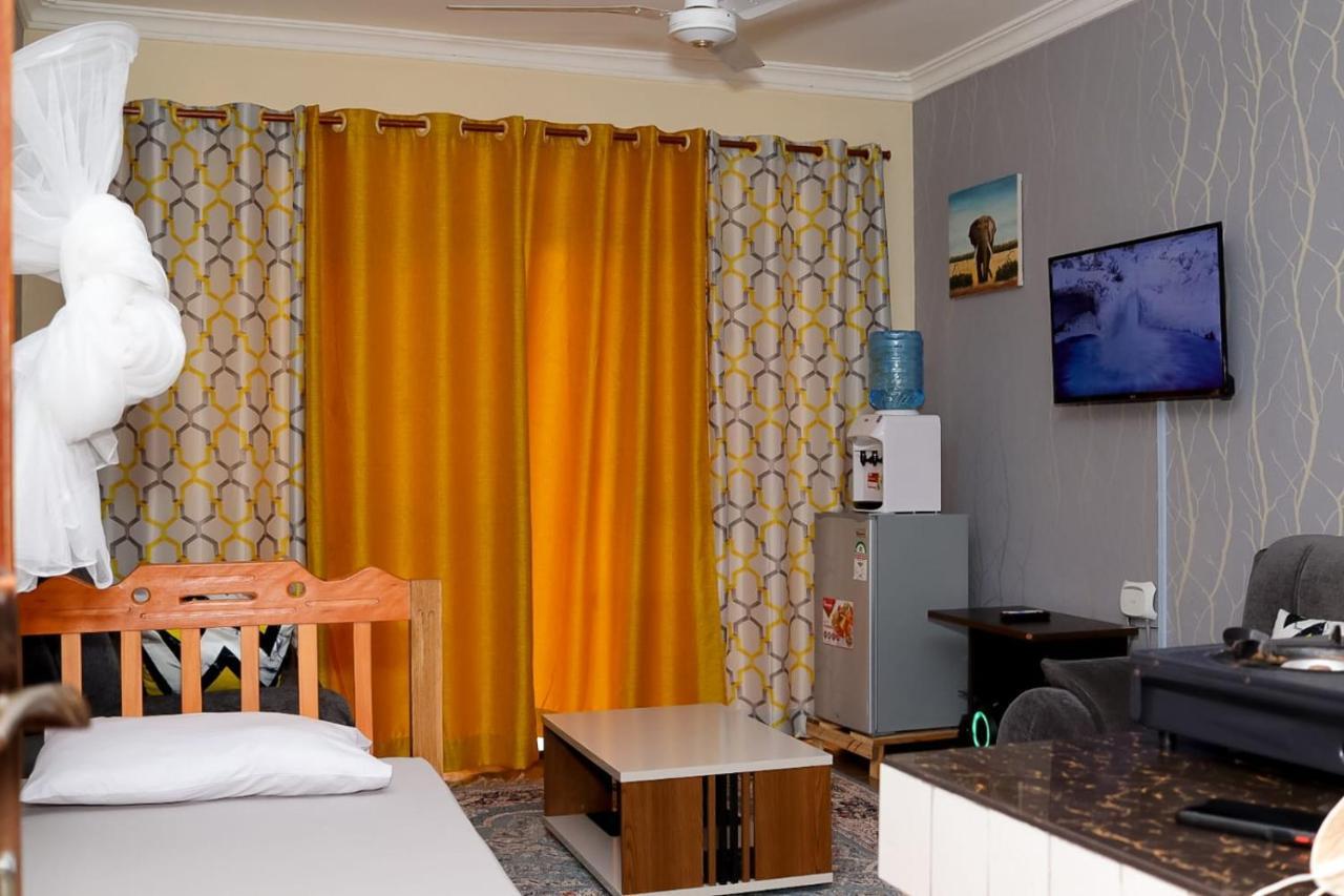 Lux Suites Bamburi Furnished Apartments Екстериор снимка