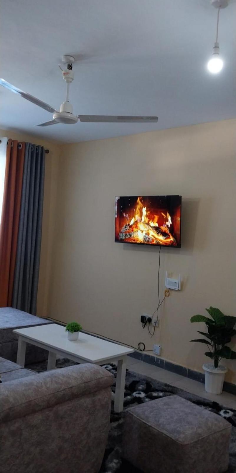 Lux Suites Bamburi Furnished Apartments Екстериор снимка